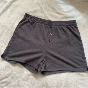 dark gray elastic shorts